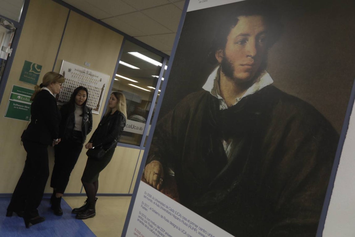 Inauguración de la primera biblioteca Pushkin en España