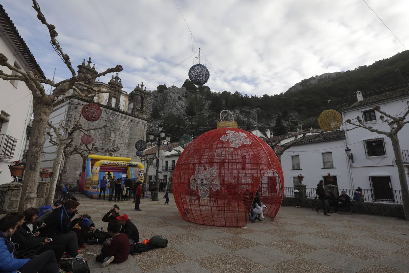 Navidad de contrastes en el primer fin de semana navideño en la provincia