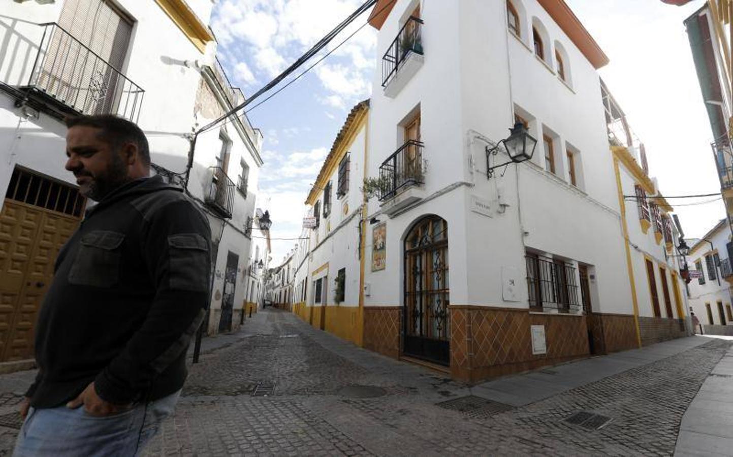 La calle Mucho Trigo de Córdoba, en imágenes