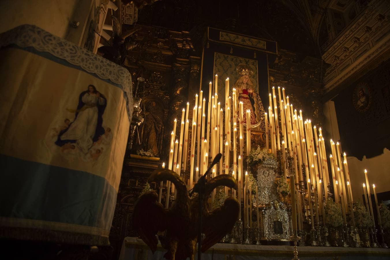 Altar de triduo de la Virgen de la Concepción del Silencio
