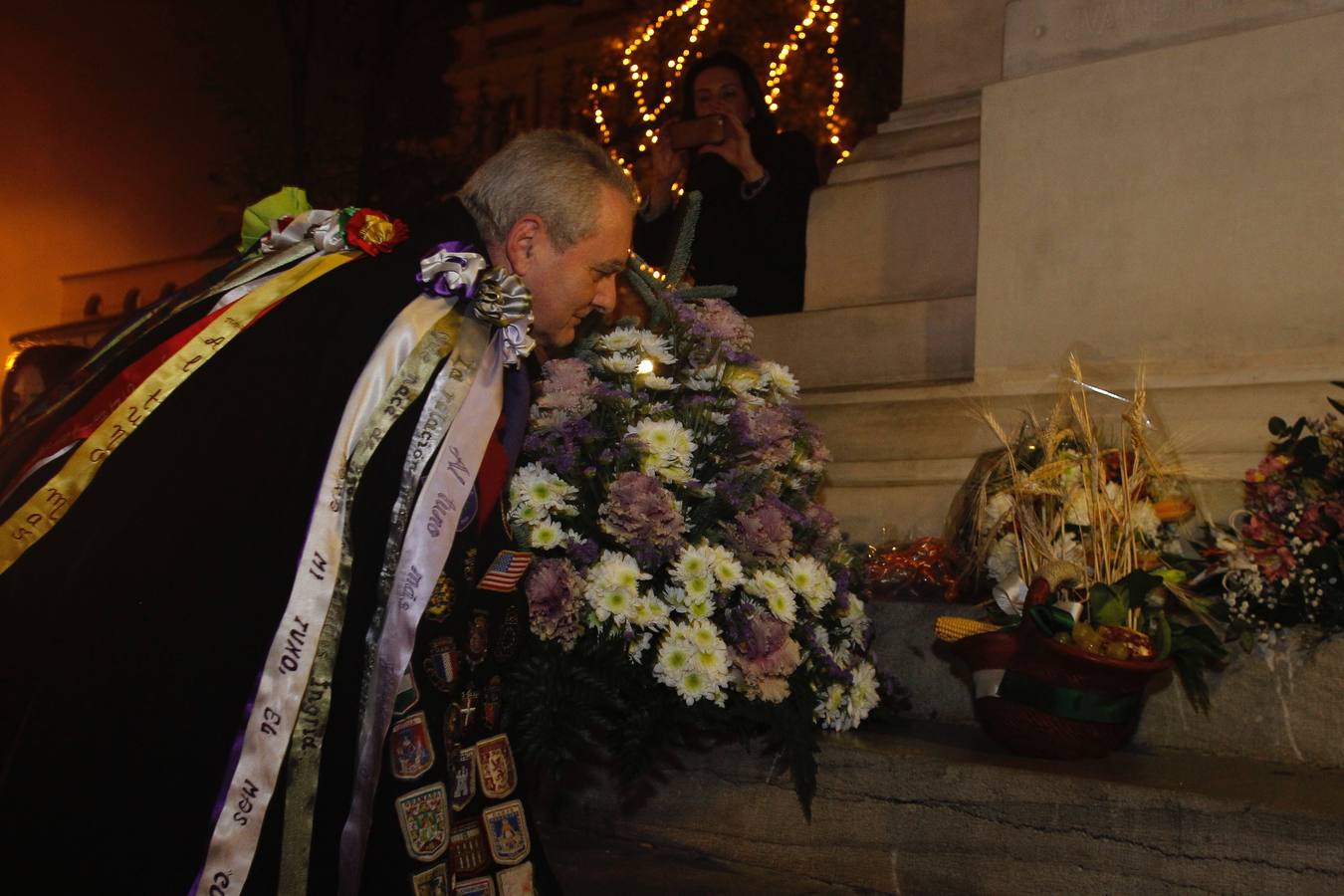 Los tunos cantan a la Inmaculada Concepción