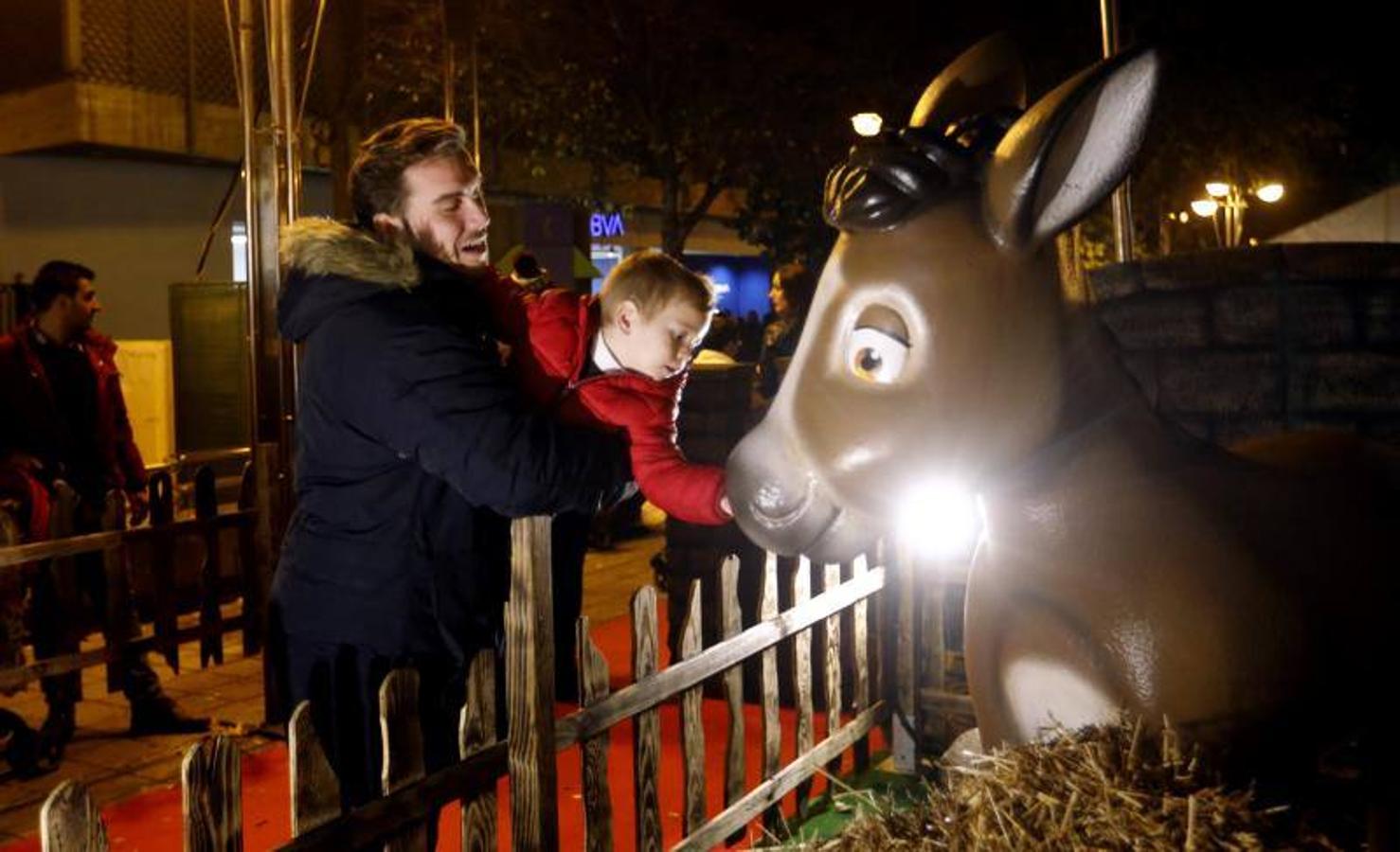 El cuarto día del espectáculo de Cruz Conde y el ambiente navideño, en imágenes