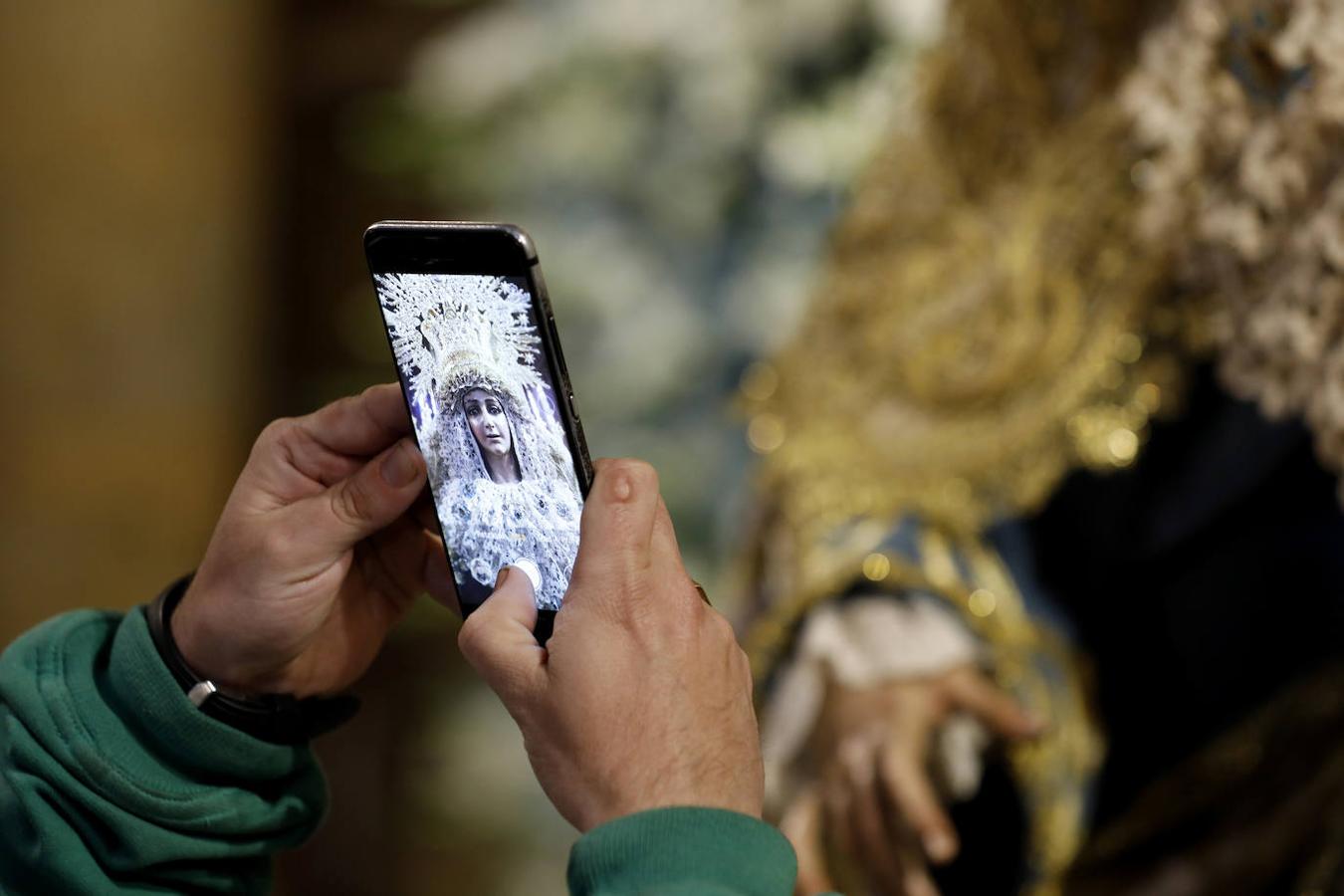 Los besamanos en Córdoba con motivo de la Inmaculada, en imágenes
