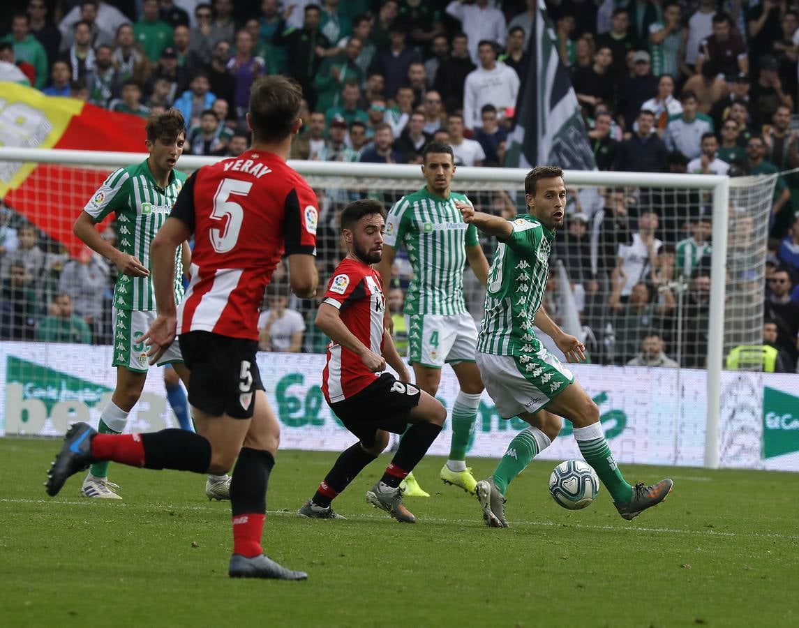 En imágenes, la victoria del Betis frente al Athletic en el Villamarín