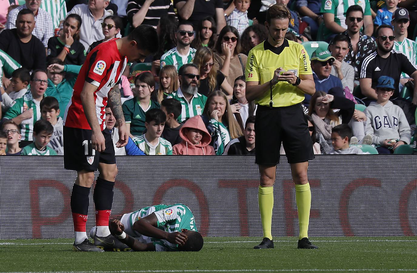 En imágenes, la victoria del Betis frente al Athletic en el Villamarín