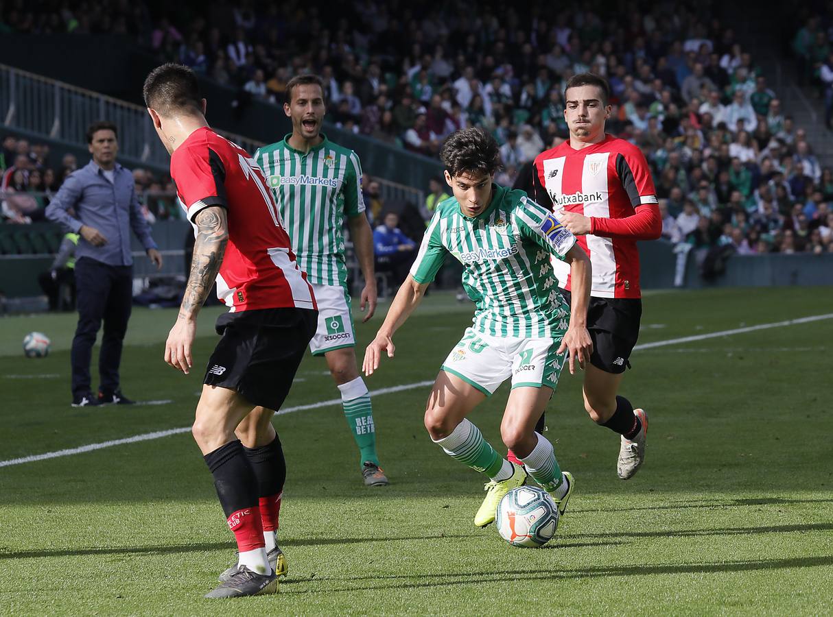 En imágenes, la victoria del Betis frente al Athletic en el Villamarín