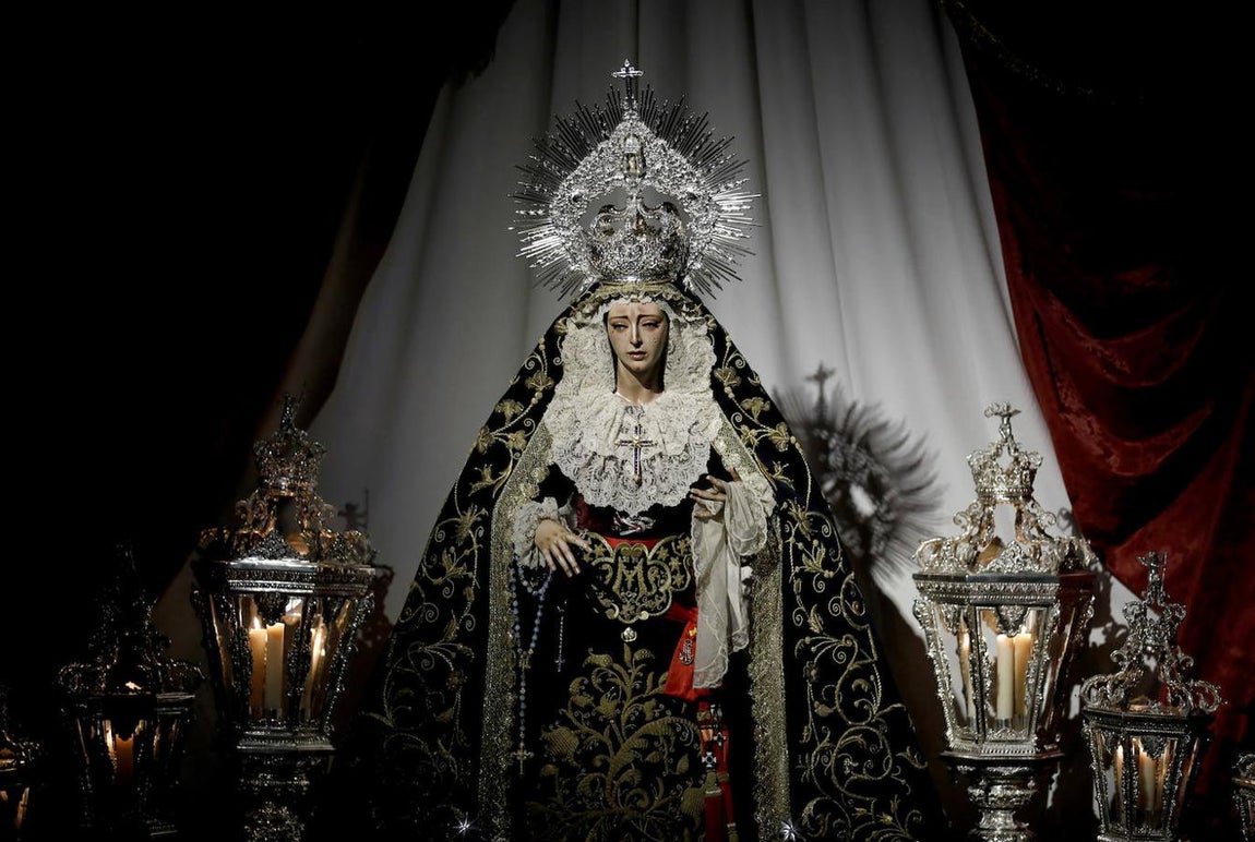 Los besamanos en Córdoba con motivo de la Inmaculada, en imágenes