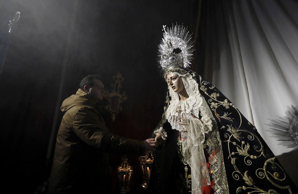 Los besamanos en Córdoba con motivo de la Inmaculada, en imágenes