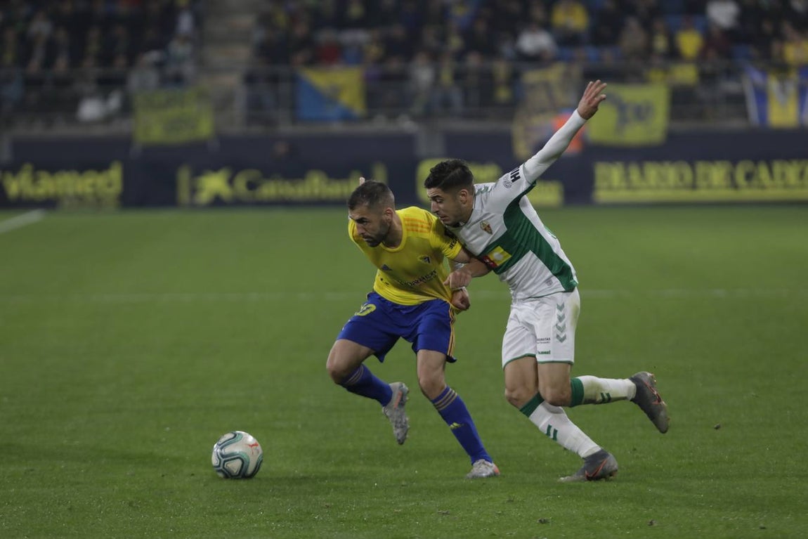 Las imágenes del partido Cádiz C.F. - Elche