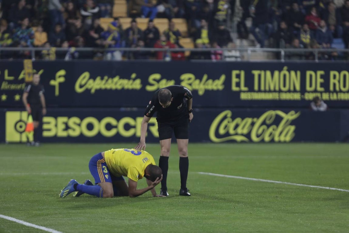 Las imágenes del partido Cádiz C.F. - Elche