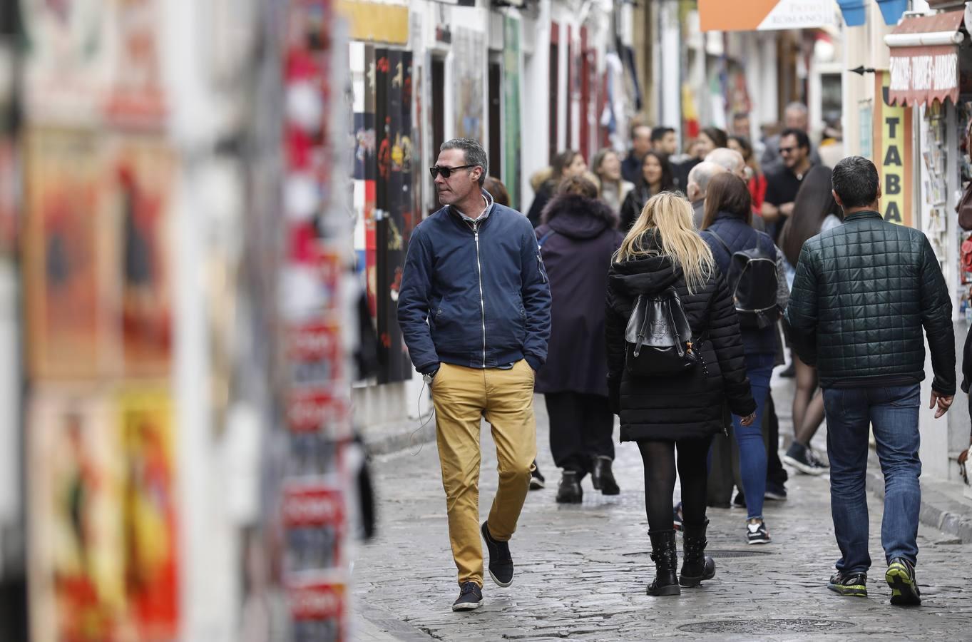 En imágenes, un lunes turístico para despedir el Puente de la Inmaculada en Córdoba