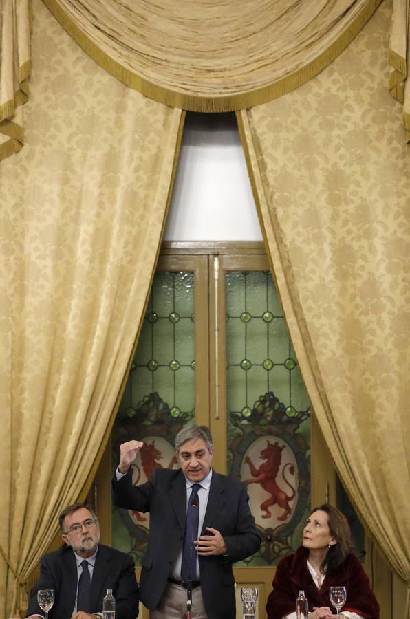 La conferencia de José Luis Corral en el Templo de Córdoba, en imágenes