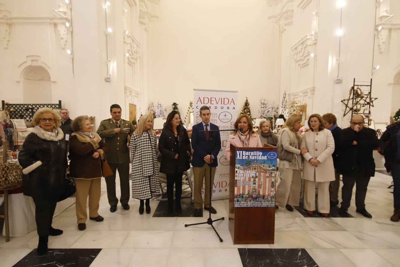 En imágenes, el Baratillo de Adevida de Navidad