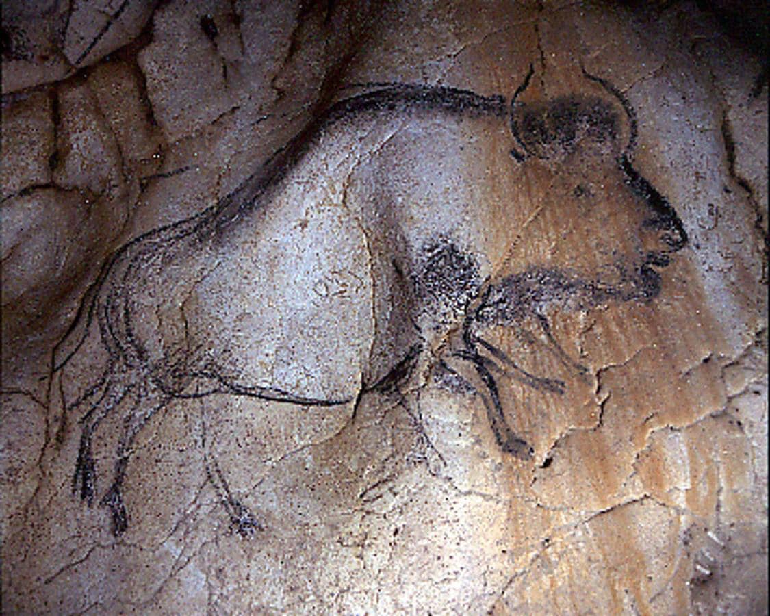 Precisamente, hace más de un lustro se debatía sobre si las pinturas rupestres de Chauvet (Francia) eran las más antiguas, determinando que sí, de hace entre 30.000 y 32.000 años atrás.. 