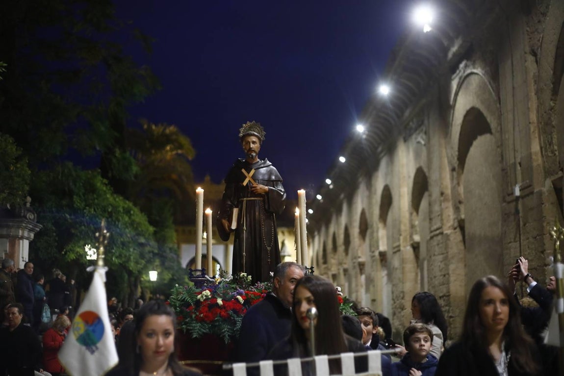 La procesión de la Divina Pastora de Córdoba, en imágenes