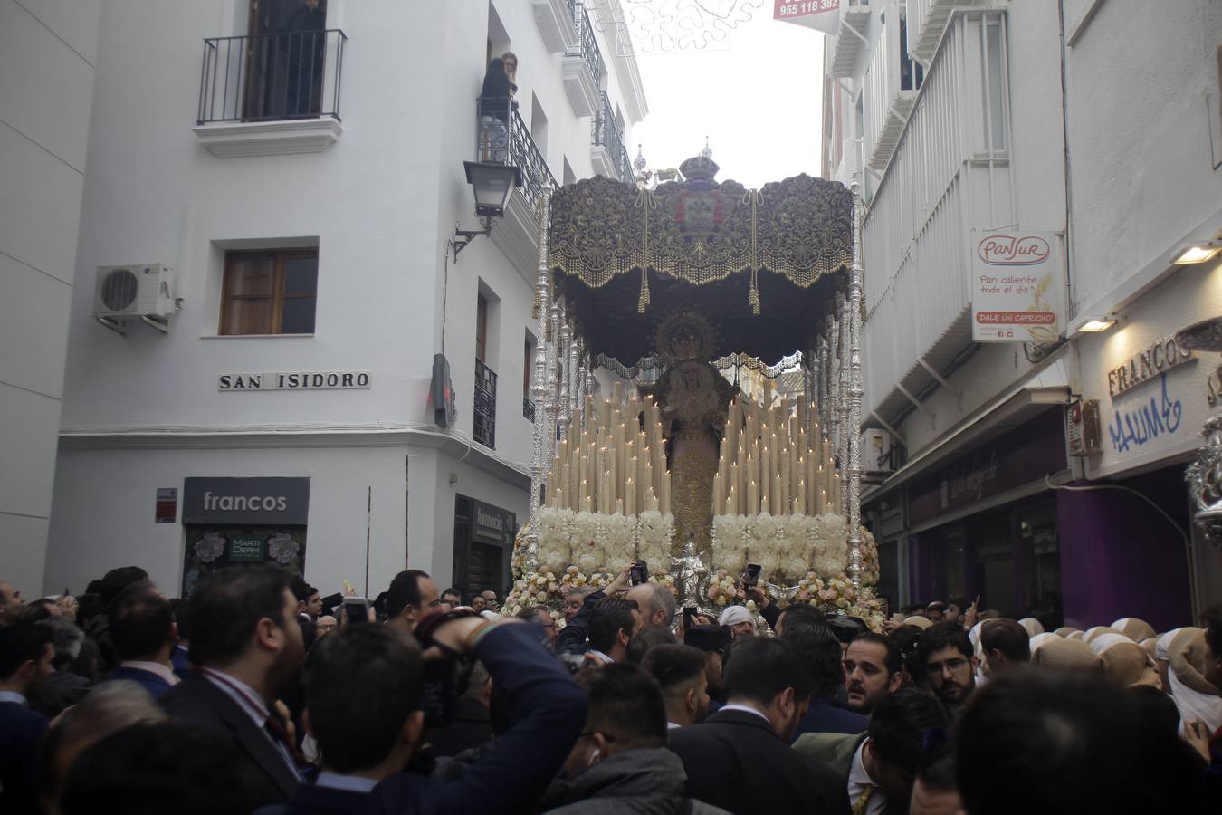 La procesión de regreso de la Virgen de la Encarnación, en imágenes