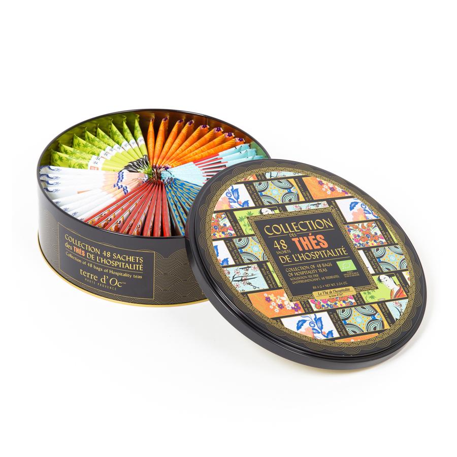 Caja de bolsas de té. Esta caja de 48 bolsas de té orgánicos de Terre D'oc permite disfrutar del té blanco de China, el té verde de Japón, el té negro de Sri Lanka y otros tés de sabores afrutados, picantes, golosos y florales. Puedes encontrarlo en Fnac a un precio de 28 euros.