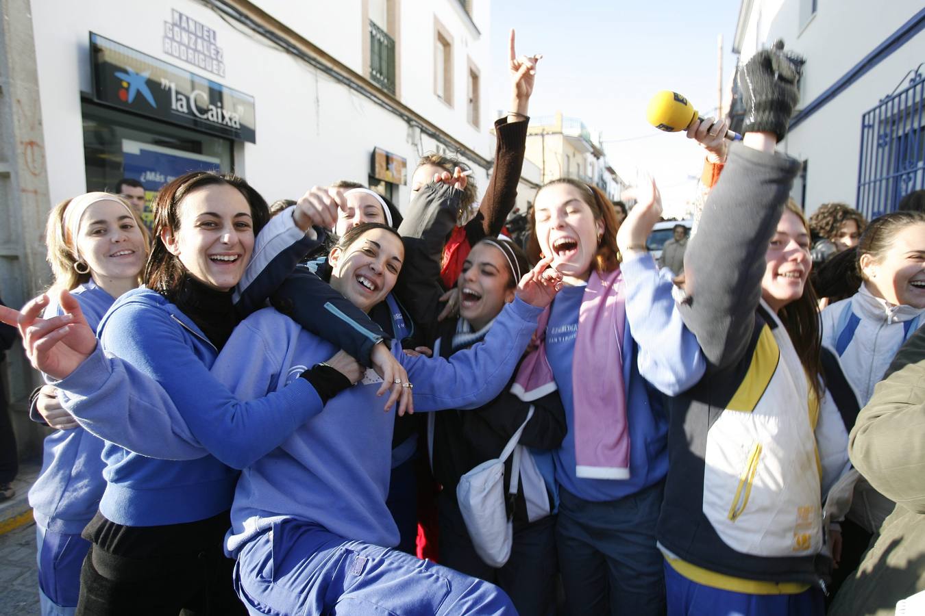 La alegría de la Lotería de Navidad a lo largo de la historia en Sevilla