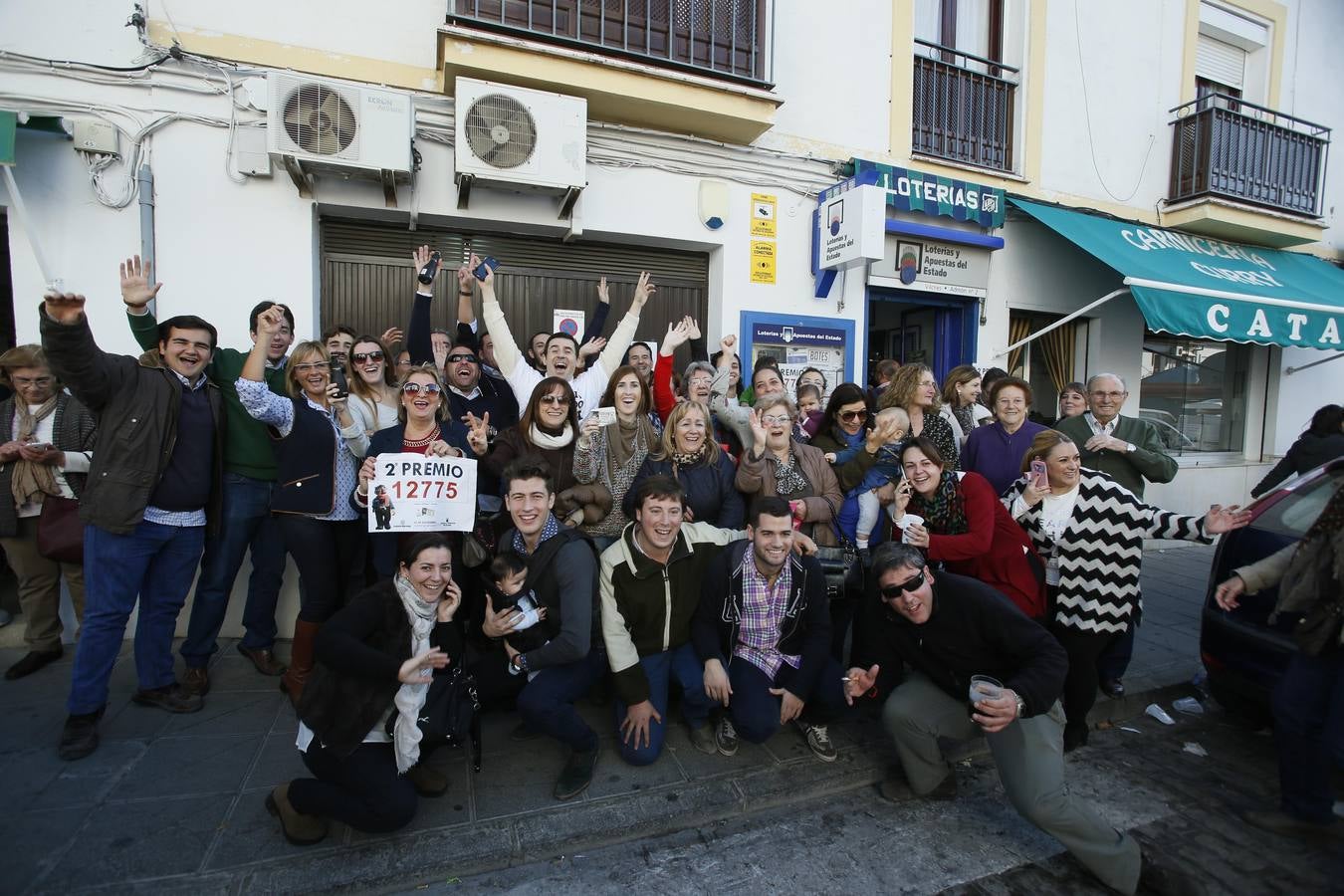 La alegría de la Lotería de Navidad a lo largo de la historia en Sevilla