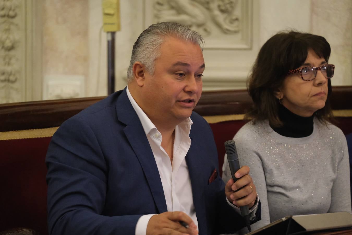 En imágenes: Último pleno de 2019 en Cádiz