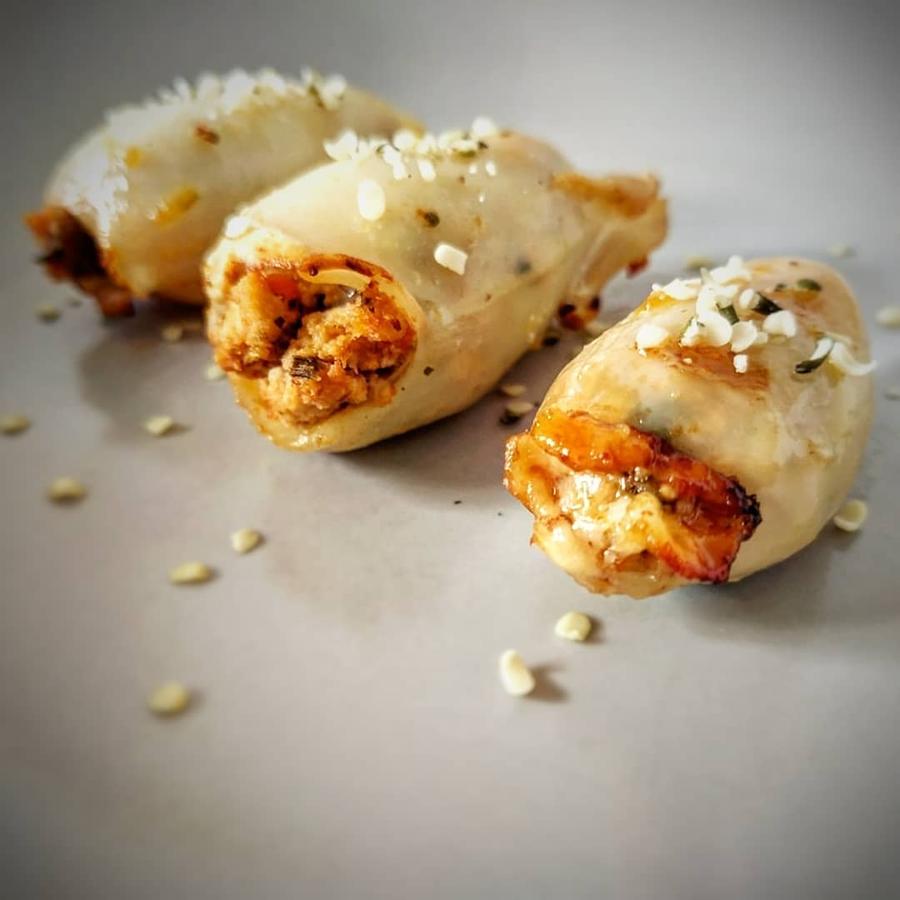 Calamares rellenos. Natxo Rodríguez, del equipo de «Realfooding», aconseja esta receta. Se necesitan calamares y para el relleno la parte verde de la cebolleta, <a href="https://www.abc.es/bienestar/alimentacion/abci-zanahoria-201910091020_noticia.html" target="_blank">zanahoria</a>, tomate en conserva natural, carne picada de ternera blanca, semillas de cáñamo, sal, orégano y AOVE. El paso a paso <a href="https://www.instagram.com/p/B5sDRX6IzIU/" target="_blank">aquí</a>.