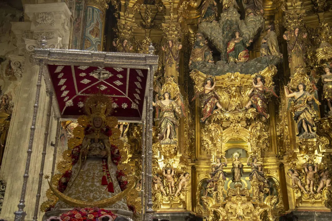 Procesión de la Virgen del Rocío de Sevilla