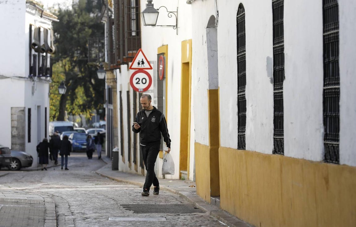 La calle Muñices de Córdoba, en imágenes
