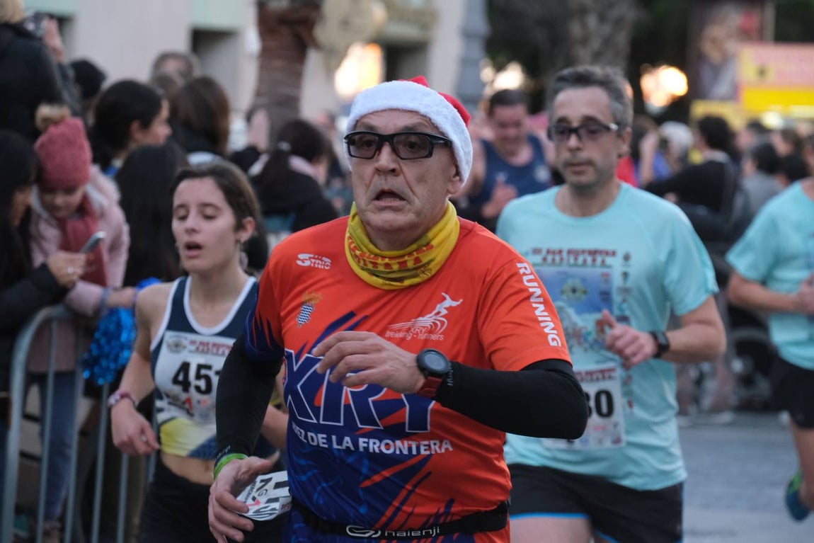 FOTOS: Búscate en la III San Silvestre de Cádiz 2019