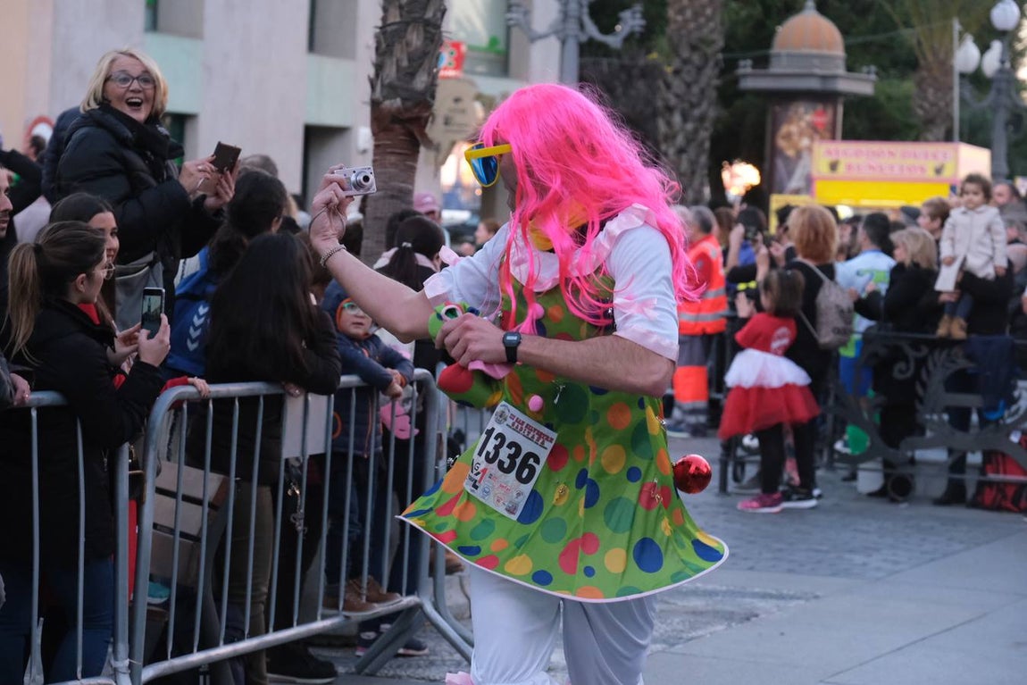 FOTOS: Búscate en la III San Silvestre de Cádiz 2019