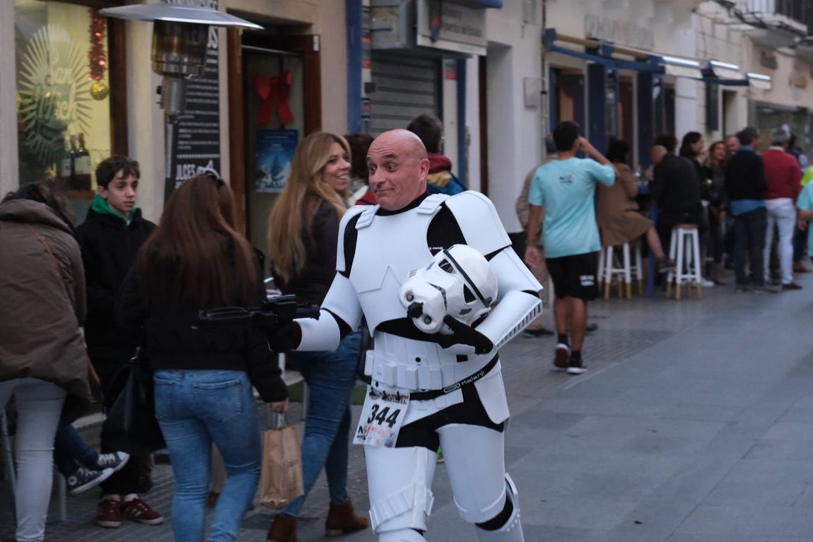 FOTOS: Búscate en la III San Silvestre de Cádiz 2019
