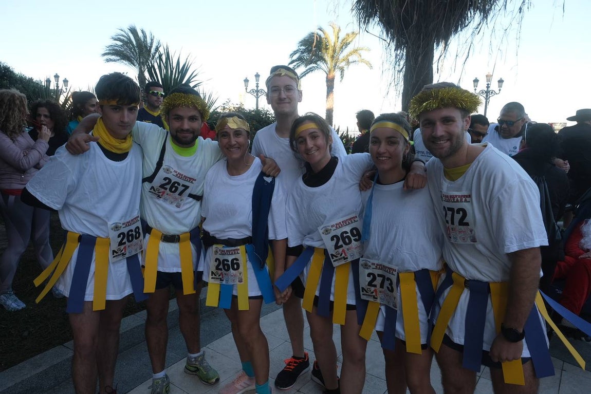 FOTOS: Búscate en la III San Silvestre de Cádiz 2019
