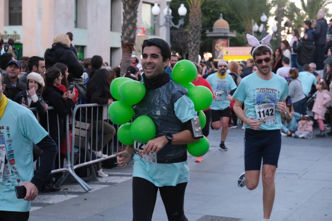FOTOS: Búscate en la III San Silvestre de Cádiz 2019