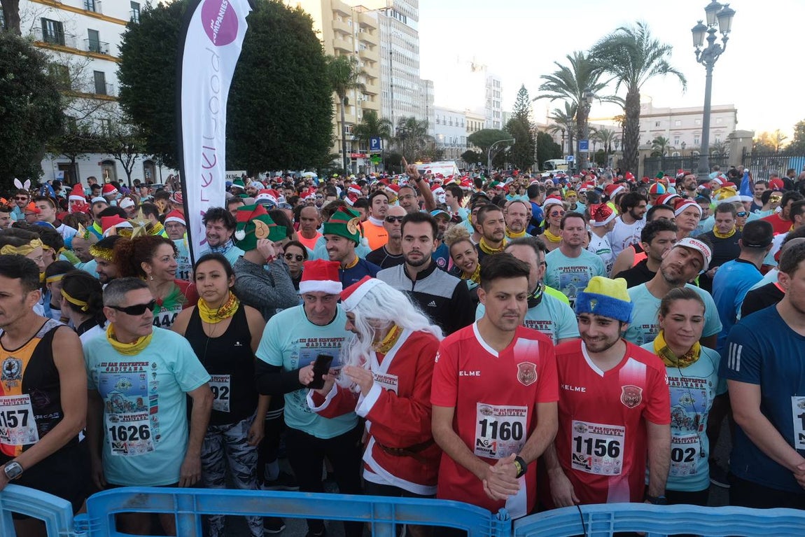 FOTOS: Búscate en la III San Silvestre de Cádiz 2019