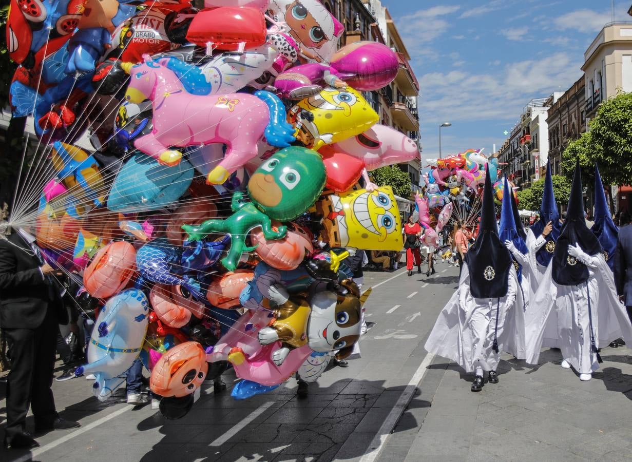 Salida de la Hermandad de la Estrella el Domingo de Ramos