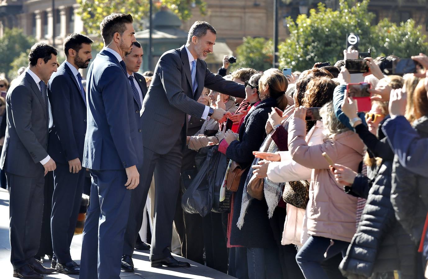 El Rey Felipe VI preside la firma del convenito entre la Cámara de Comercio y el Ministerio de Cultura para la conservación y tratamiento de los fondos del Consulado