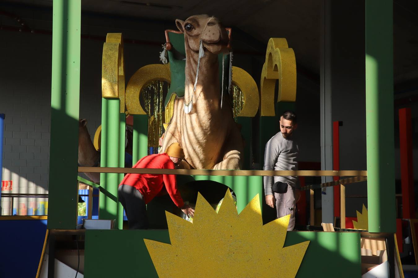 Los preparativos de la Cabalgata de los Reyes Magos de Córdoba, en imágenes