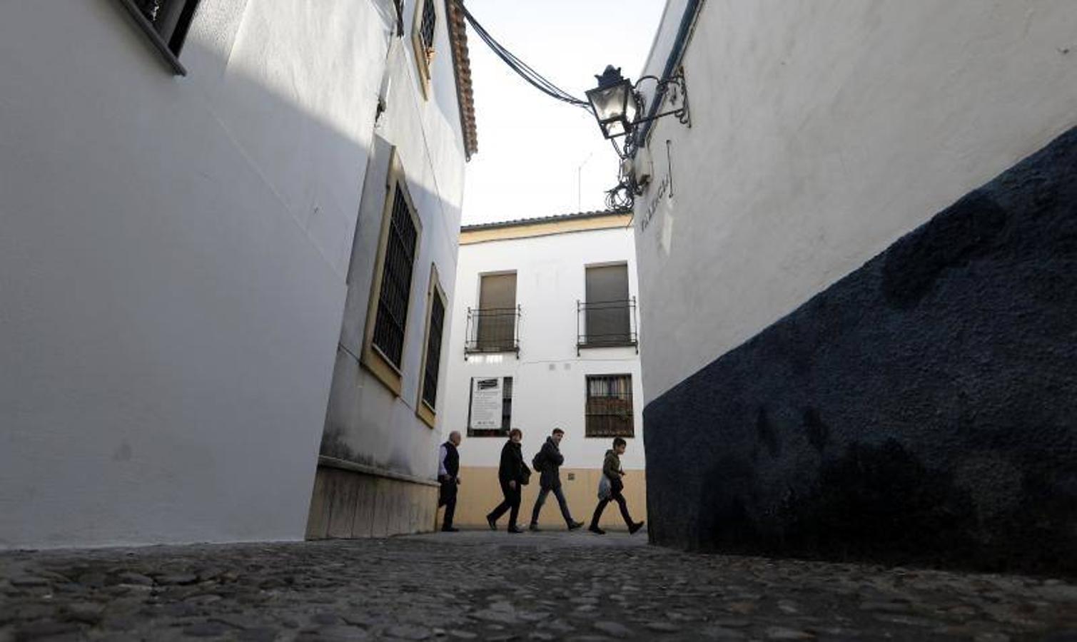 La calle Moriscos de Córdoba, en imágenes