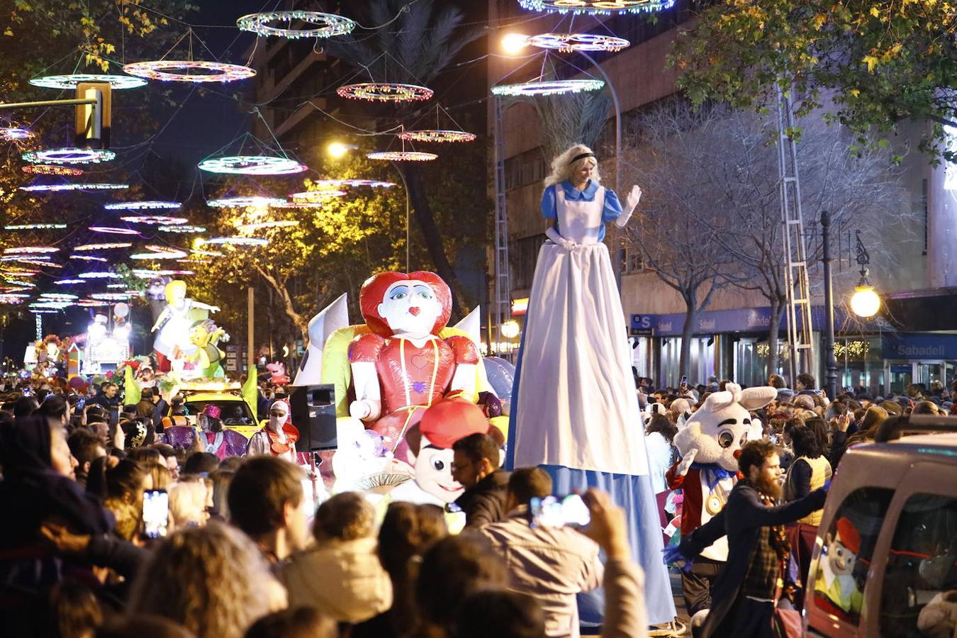 Las mejores imágenes de la Cabalgata de los Reyes Magos en Córdoba