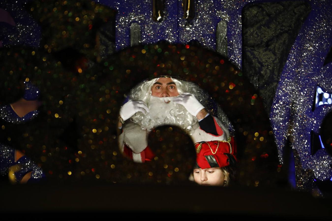 La Cabalgata de los Reyes en Ciudad Jardín de Córdoba, en imágenes