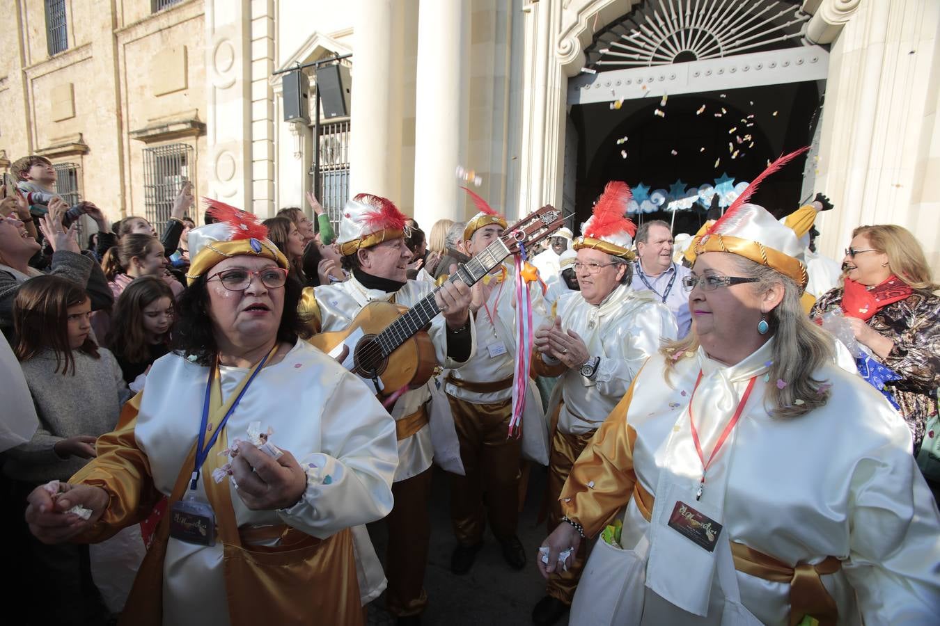 Salida de la Cabalgata de Reyes de Sevilla, en imágenes