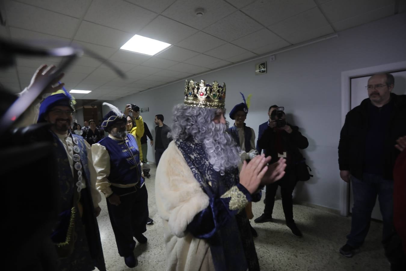 Los Reyes Magos visitan el Hospital Puerta del Mar