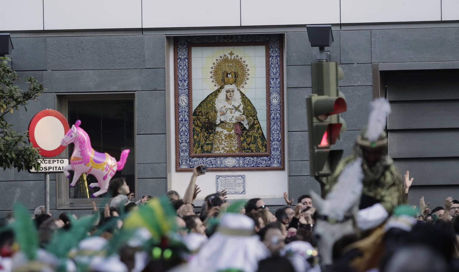 En imágenes, la cabalgata de Reyes Magos de Triana