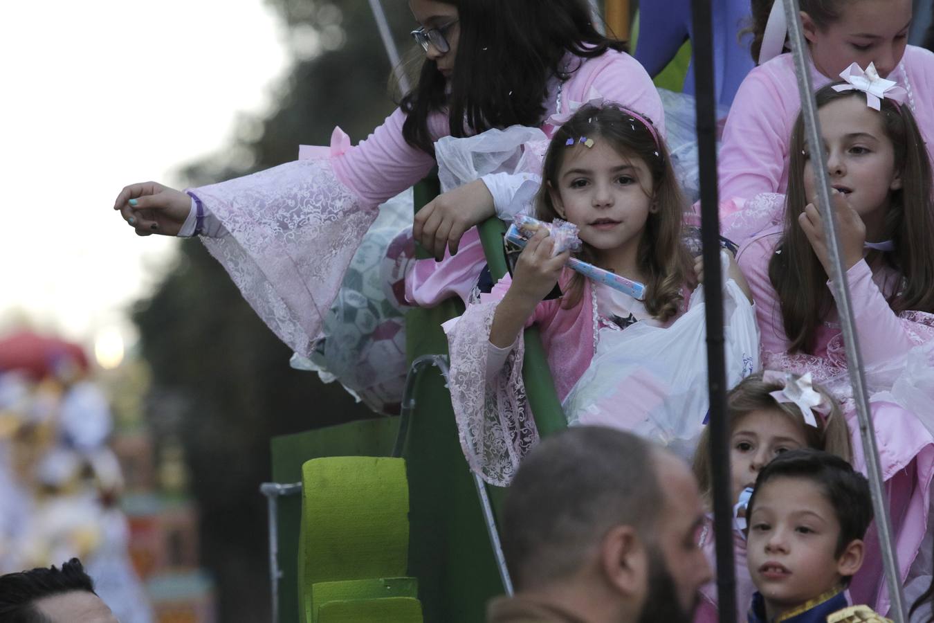 En imágenes, la cabalgata de Reyes Magos de Triana