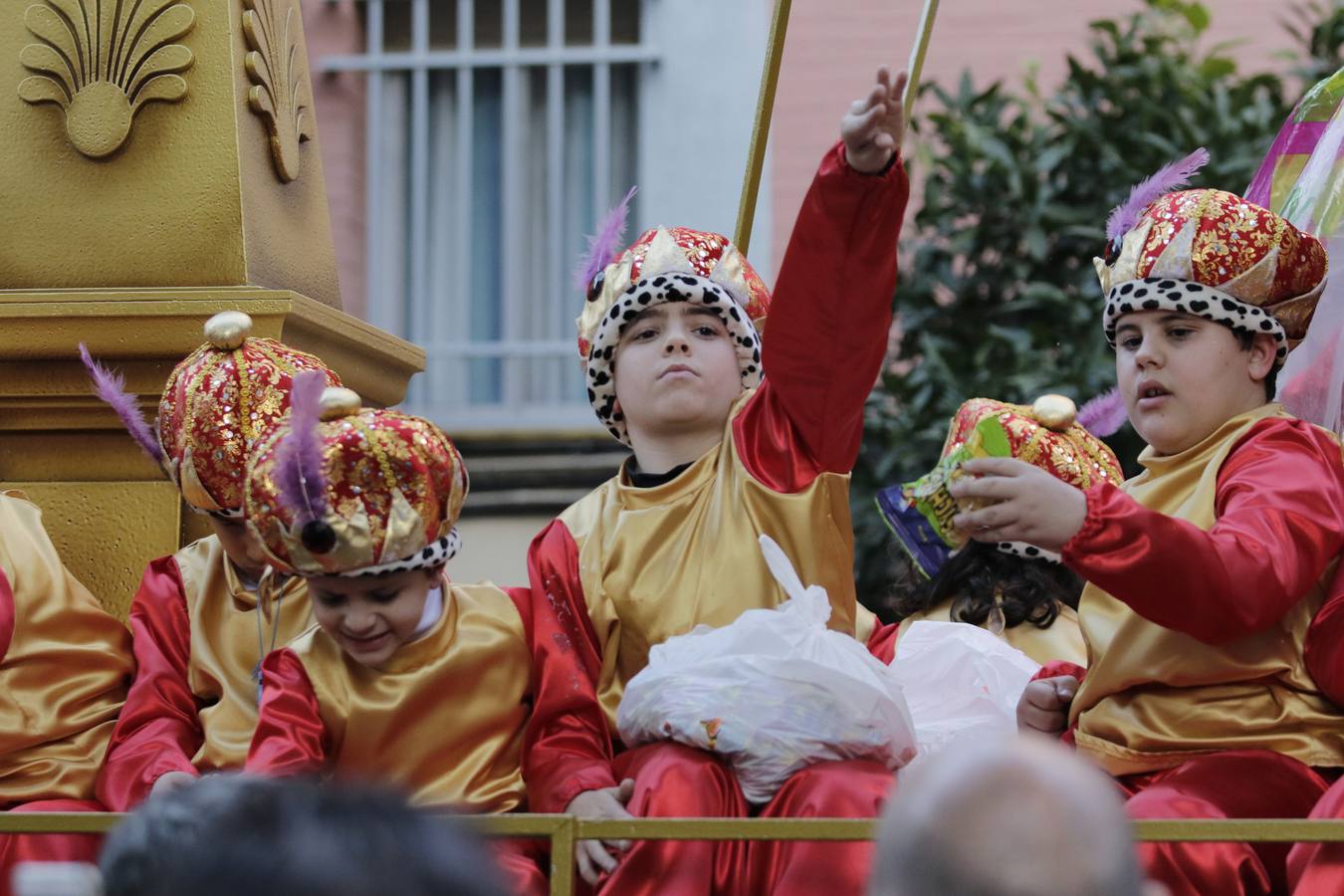 En imágenes, la cabalgata de Reyes Magos de Triana