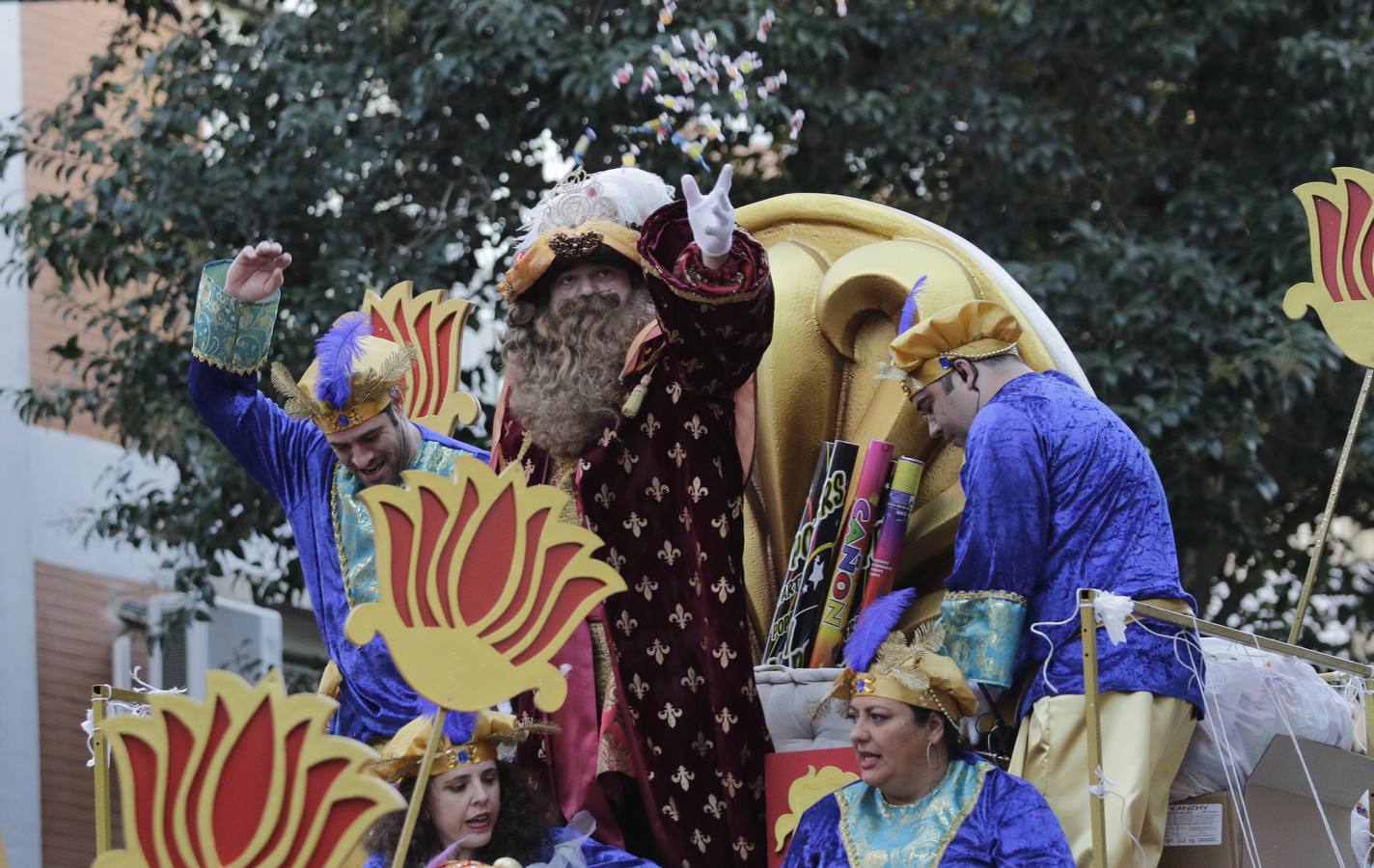 En imágenes, la cabalgata de Reyes Magos de Triana