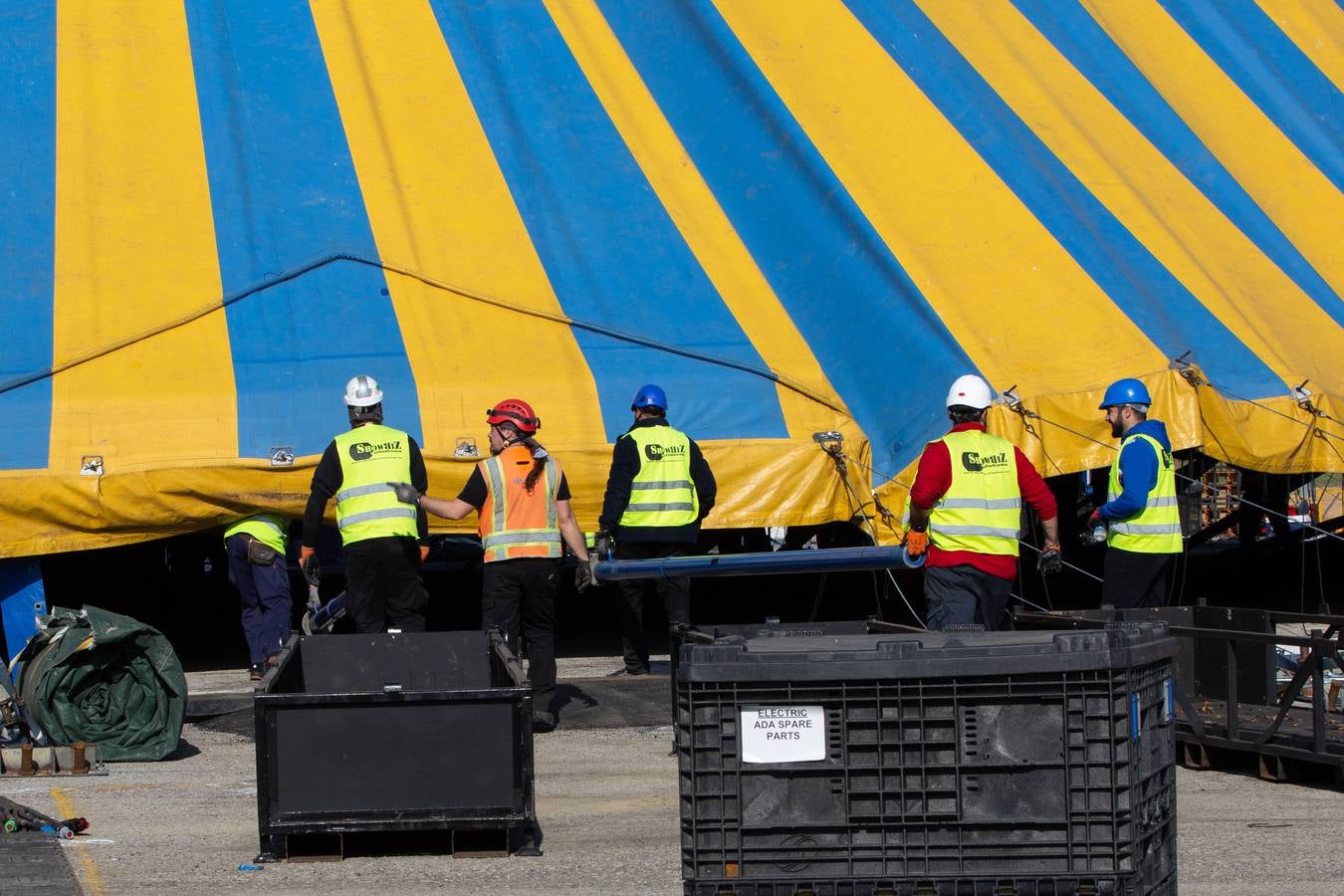 El Circo del Sol levanta su carpa en Sevilla