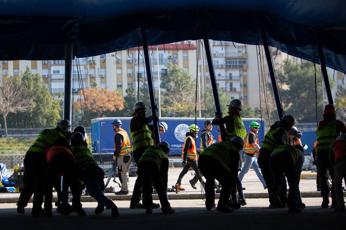 El Circo del Sol levanta su carpa en Sevilla