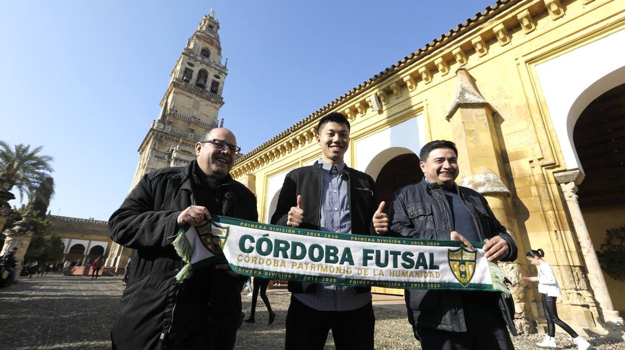 La presentación del japonés Shimizu del Córdoba Patrimonio, en imágenes