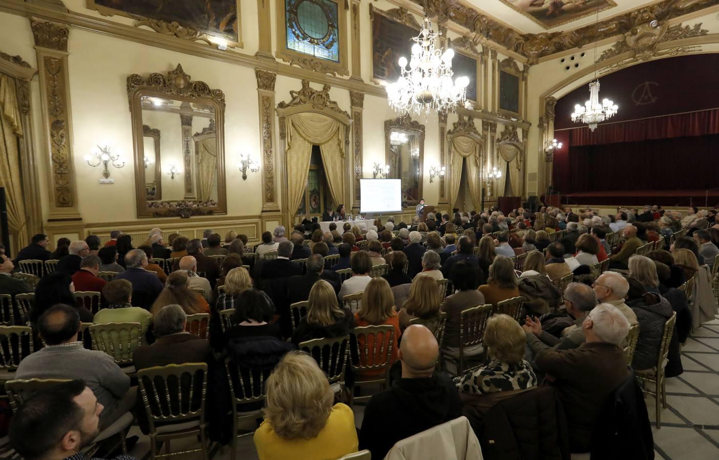 La conferencia de María Jesús Viguera en El Templo de Córdoba, en imágenes