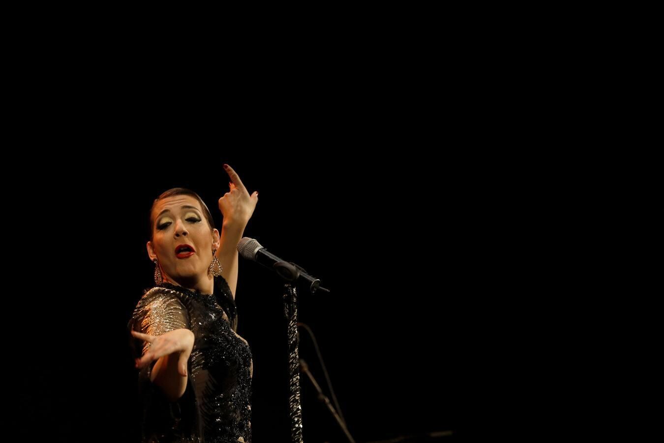 El concierto de La Trini en el Teatro Góngora de Córdoba, en imágenes